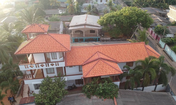 Trincomalee Bed & Breakfast | Restway Inn