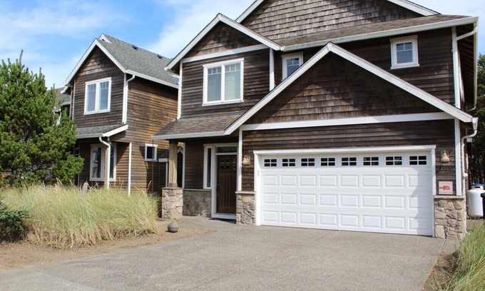 Pacific City House | Retreat to the beach!