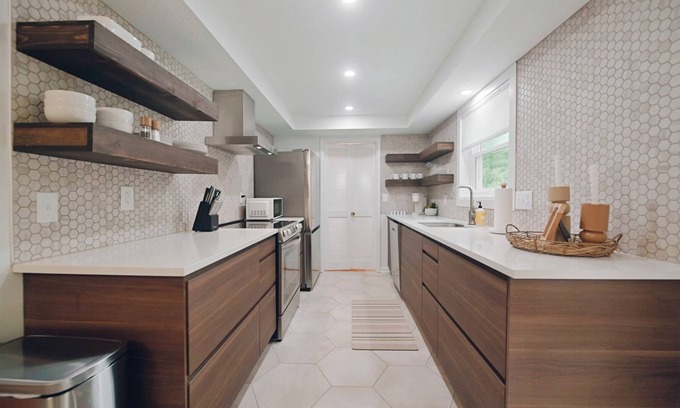 Fishers House | Retro Charm and Modern Comfort in Fishers