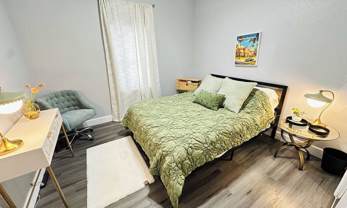 Tampa Apartment | Retro Modern Apartment central to Vibrant Tampa