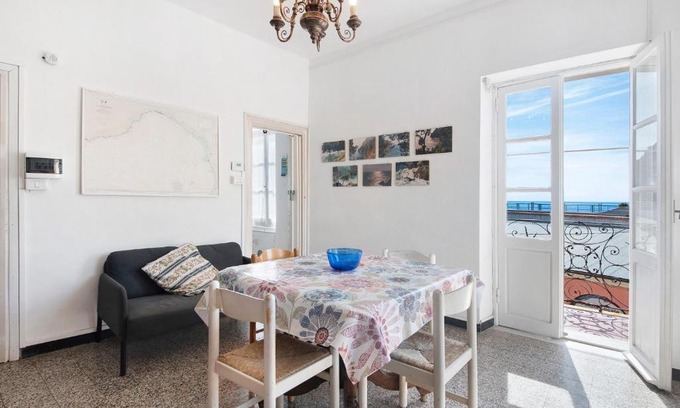 Bonassola Apartment | Rezzano 12