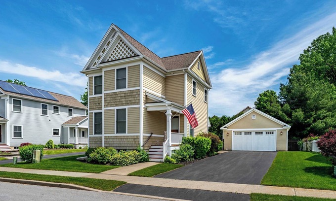 Saratoga Springs House | Richard Manor by Saratoga Stays