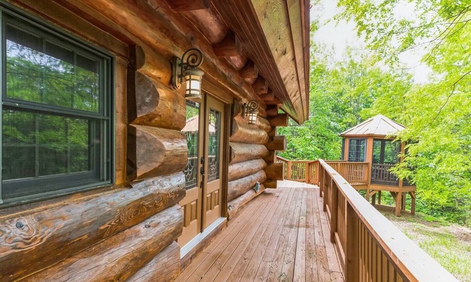 Pittman Center Cabin | Ridge Views - Private Mountain Top Cabin
