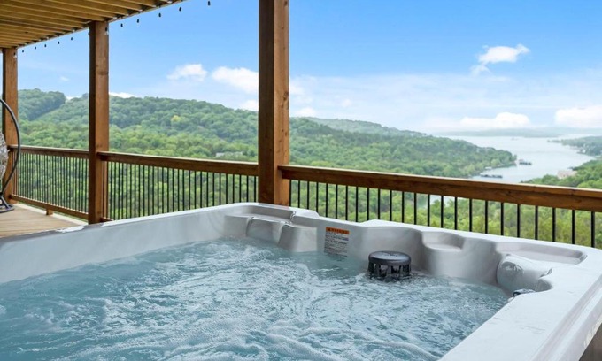 Indian Point House | Ridgeview Retreat