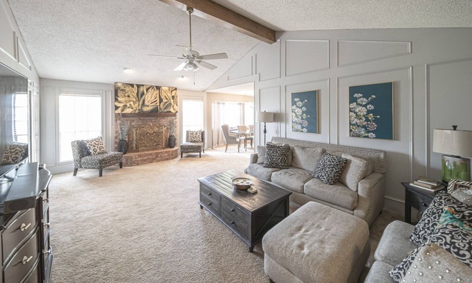 Midland House | Right At Home-Midland Mira Lago