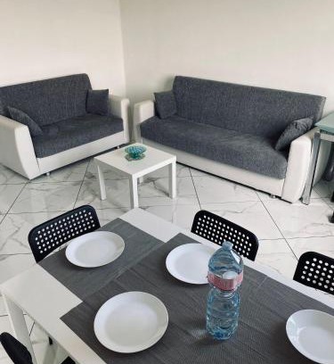 Canneto sull'Oglio Apartment | Ritiro sul fiume Mantova, Cremona Circuit