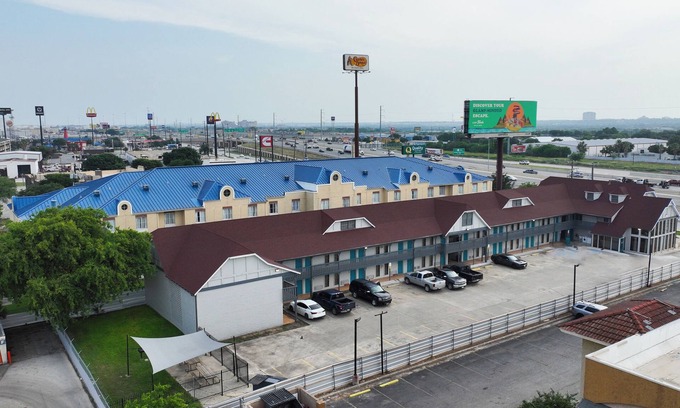 North San Antonio - SAT Hotel | Rittiman Inn And Suites