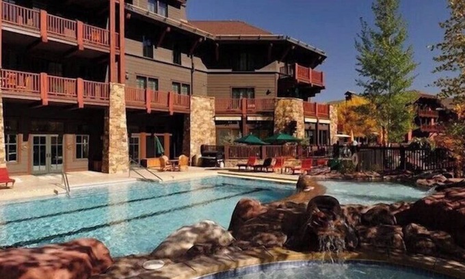 Aspen Condo | RITZ CARLTON ASPEN Resident 2/3BR