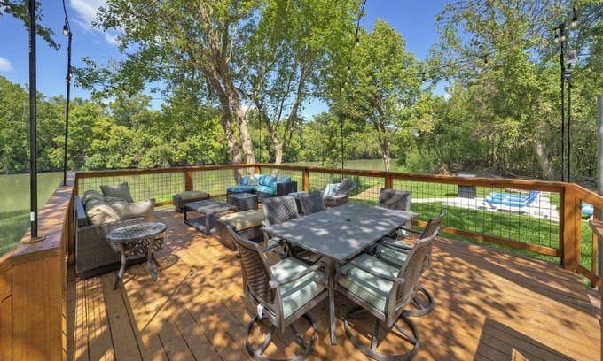 Cedar Creek House | River Bend Bliss: Where Memories flow with the River