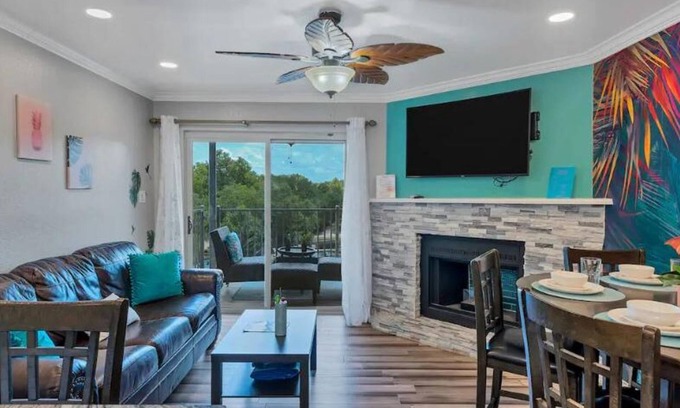 New Braunfels Condo | River Front Condo: Close to Downtown and Gruene!