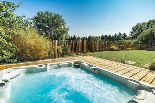 Ciergnon House | River Moon