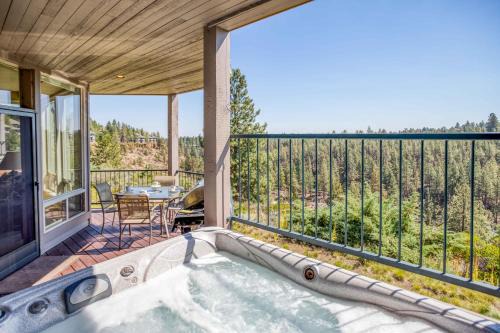Century West House | River Ridge 316A - Meredith Lodging