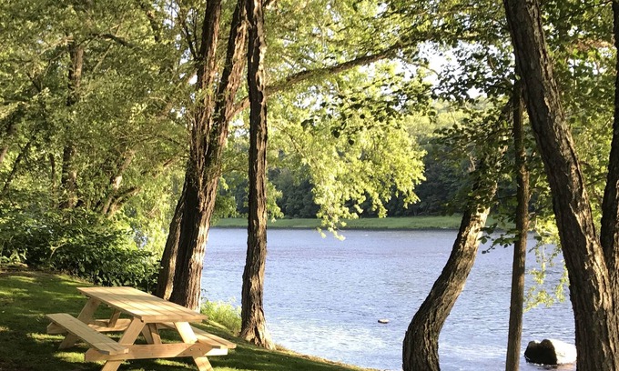 Narrowsburg House | Riverfront House in Narrowsburg—The Maisonette