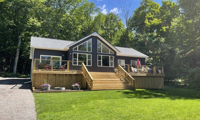 Bracebridge Cottage | Rivers Edge Muskoka