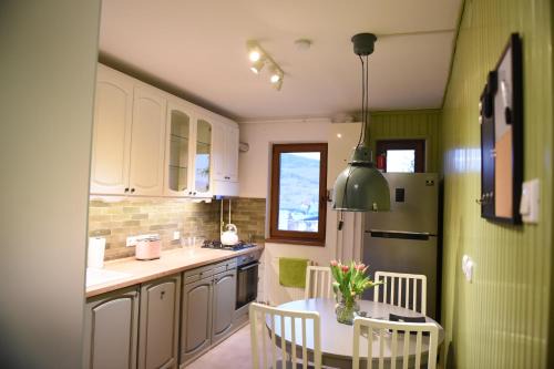 Odorheiu Secuiesc Apartment | Riverside apartment