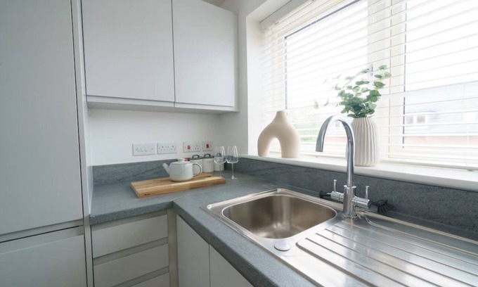 Melton Apartment | Riverside Haven in Woodbridge | Private Balcony
