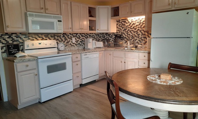 Montague Apartment | Riverside Retreat – Cozy 2-Story Getaway!