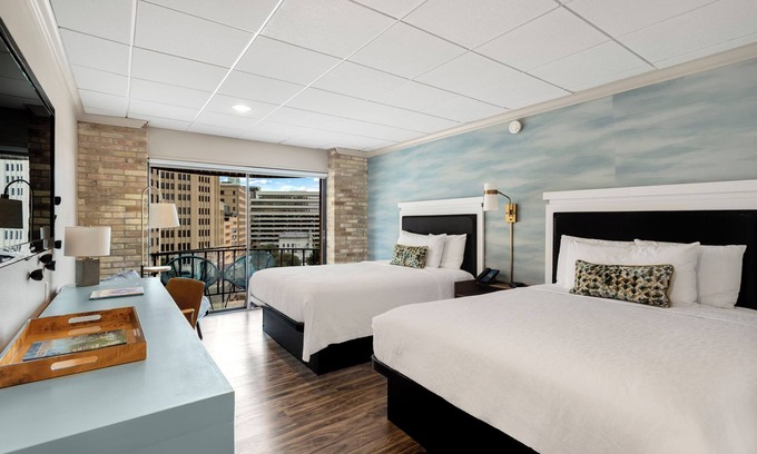 Main - Military Plaza House | RiverWalk Plaza - Double Queen with Balcony