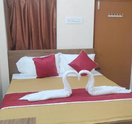 Triplicane Hotel | RKH INN