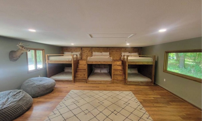 Plymouth House | Road America and Golf Retreat