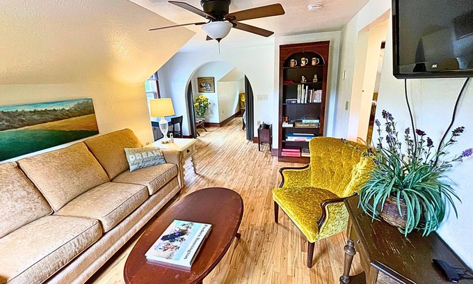 Phillips Apartment | Rock Garden Wisconsin Concrete Park | 3 Beds, comfortable and clean