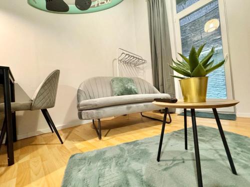 Palace District Apartment | Rock Mary's Mini Studio