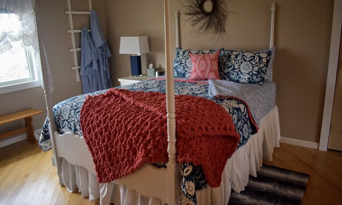 Kalispell Bed & Breakfast | Rocky Mountain Inn Bed and Breakfast in Montana near Glacier National Park
