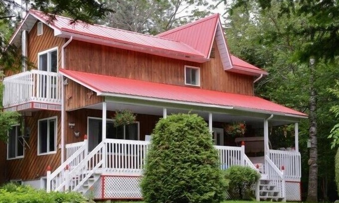 Eastman Cottage | Roger's Place/Chez Roger - Eastman, Quebec