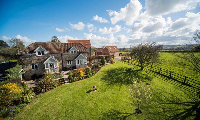 Kilmington Cottage | Romantic getaway with stunning views, close to the Jurassic Coast