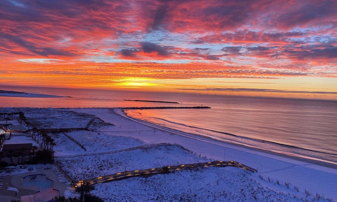 Orange Beach Condo | Romantic One-bedroom Condo in Orange Beach - Beautiful Gulf-front Views.