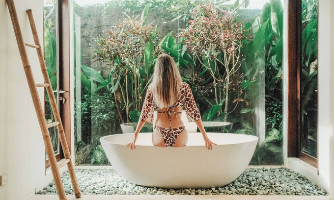 Taman Griya Villa | Romantic Secret Eden Villa is the Best way to Spend Your Night