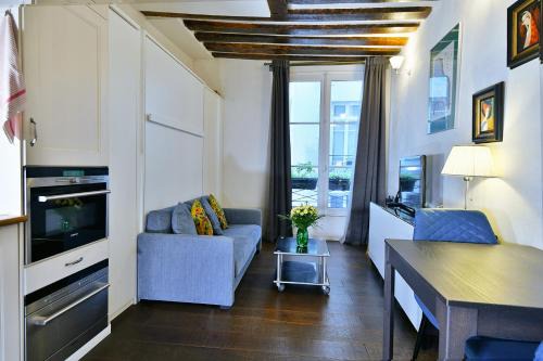 Bonne-Nouvelle Apartment | Romantic studio in center of Paris