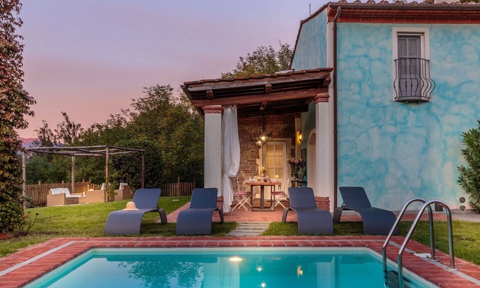 Vicopelago Villa | Rondini, Farmhouse with pool