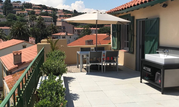 Collioure Apartment | Roof top apartment with large terrace and views in the heart of the old town