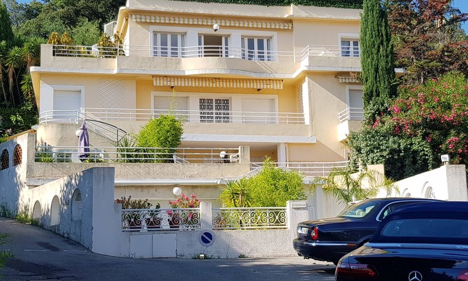 California - Pezou Apartment | Rooftop villa/Sea view/Solarium/Private garden/Secure for children