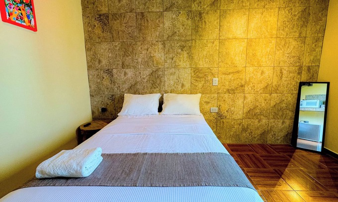 Luis Donaldo Colosio House | Room for 3 people, 3 blocks from 5th avenue and public beach 🏖️🏝️
