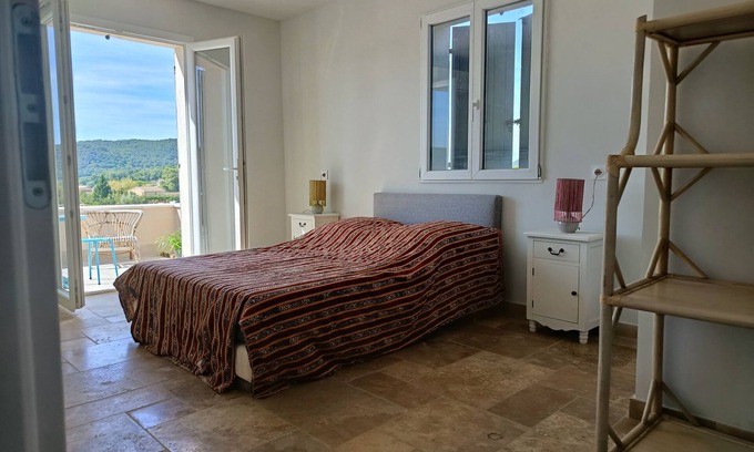 Vaison-la-Romaine House | Room for rent upstairs in house - ideal for short stays, host on site