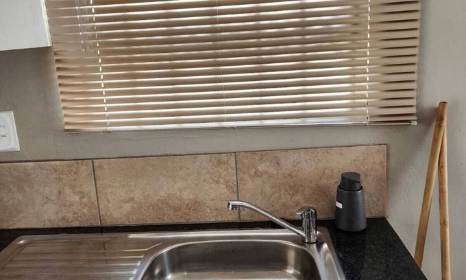 Govan Mbeki House | Room in B&B - Khutsong Apartmentss