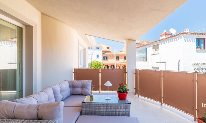 Lotzorai Apartment | Room 'Longevity' with Private Terrace, Wi-Fi and Air Conditioning