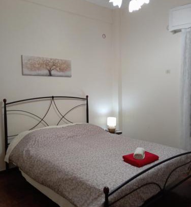 Athens House | Room Z for two 5' from metro
