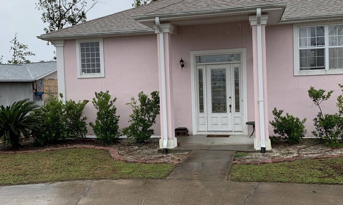 Callaway House | Rooms near Tyndall/Callaway