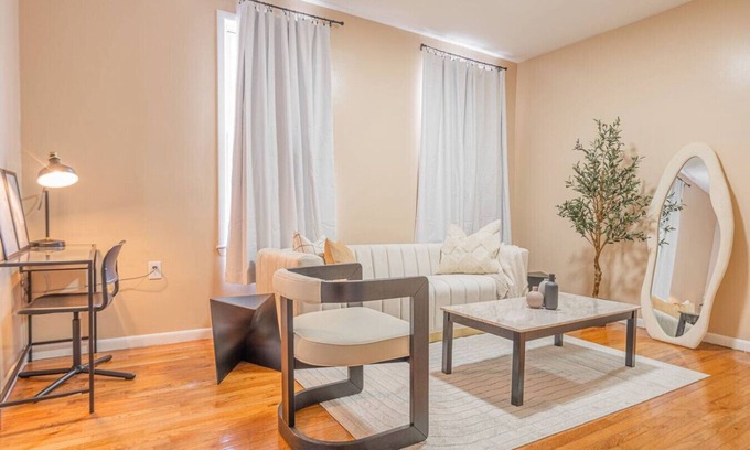 Constable Hook Apartment | Roomy 4br Walk to Transit & connect to NYC