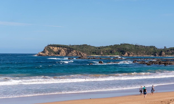 Malua Bay House | Rosa-Tranquil Retreat Near Malua Bay Beach
