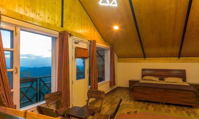 Shimla Apartment | Rose Cottage at Mashobra's Private Heritage by Roamhome