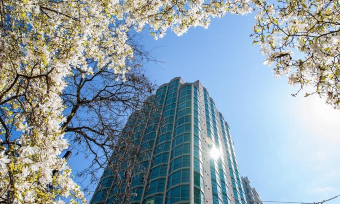 Yaletown Hotel | Rosedale on Robson Suite Hotel
