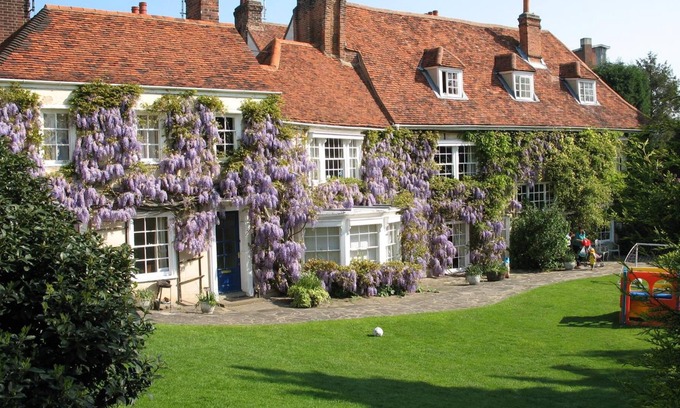 Chelmsford Bed & Breakfast | Rothmans Bed and Breakfast