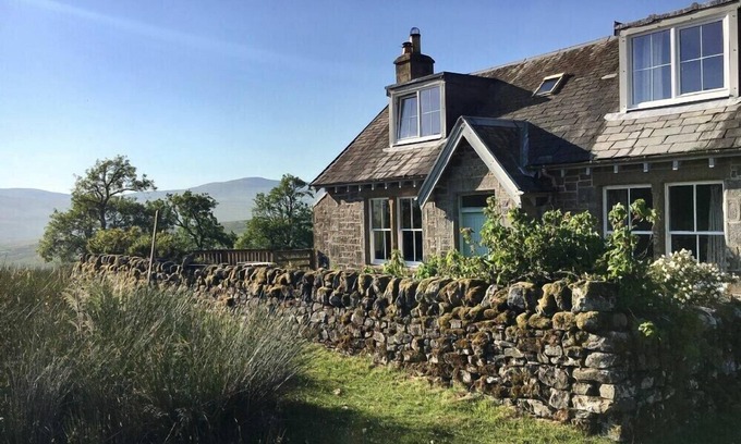 Hawick Cottage | Roughley Cottage