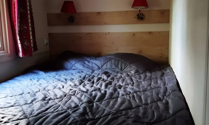 Estavar Cabin | Roulotte 3 Pièces 4 Personnes