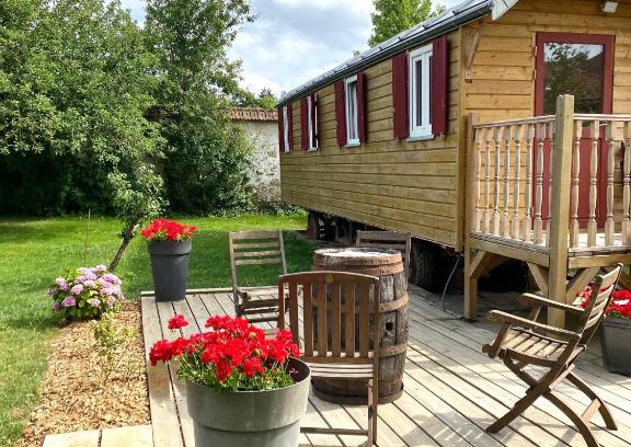 Jossigny Ski Chalet | Roulotte