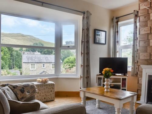 Giggleswick House | Roundabout Cottage